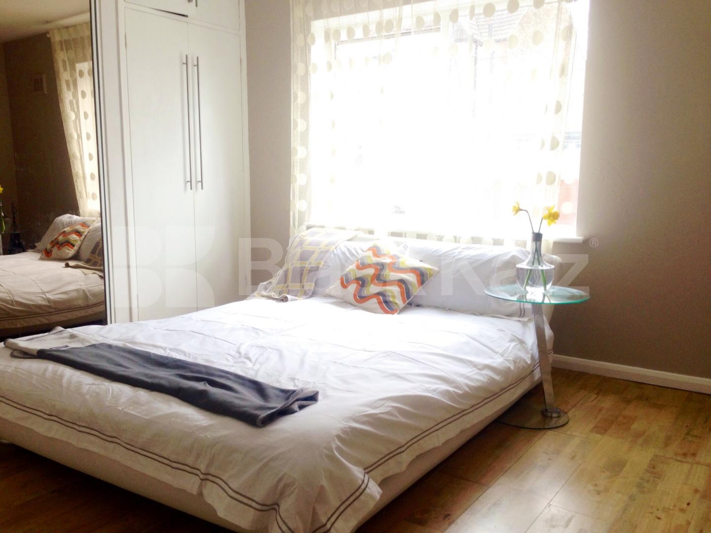 			LET, 1 Bedroom, 1 bath, 1 reception Apartment			 Ascalon Court, Upper Tulse Hill, Brixton